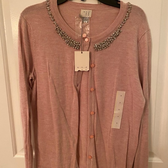 Brand new women’s clothing - Picture 5 of 9